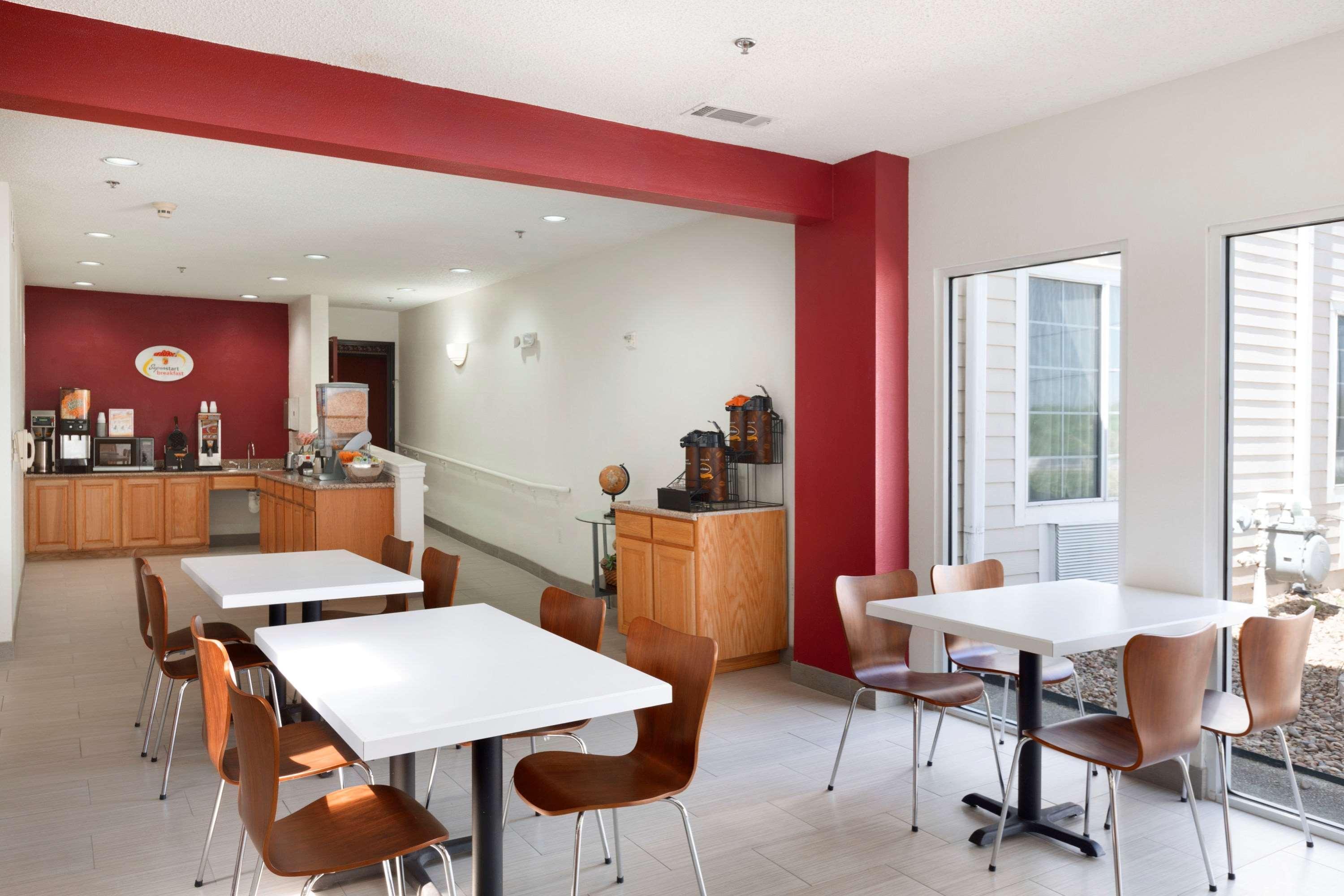 Super 8 By Wyndham Garland Rowlett East Dallas Area Екстериор снимка