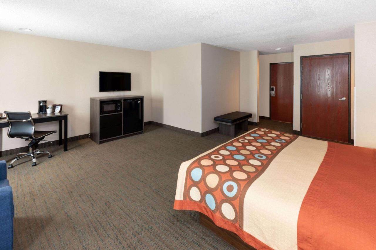 Super 8 By Wyndham Garland Rowlett East Dallas Area Екстериор снимка