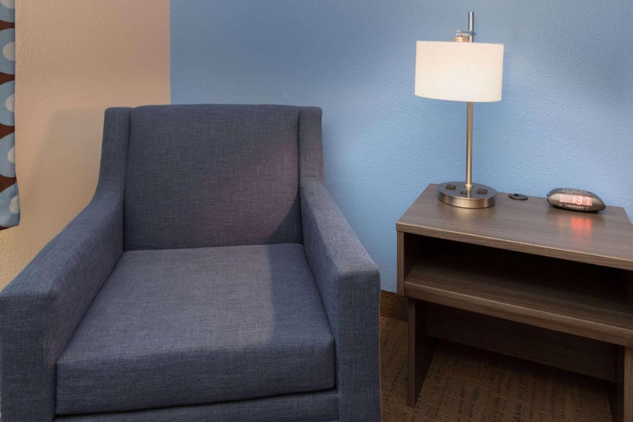 Super 8 By Wyndham Garland Rowlett East Dallas Area Екстериор снимка